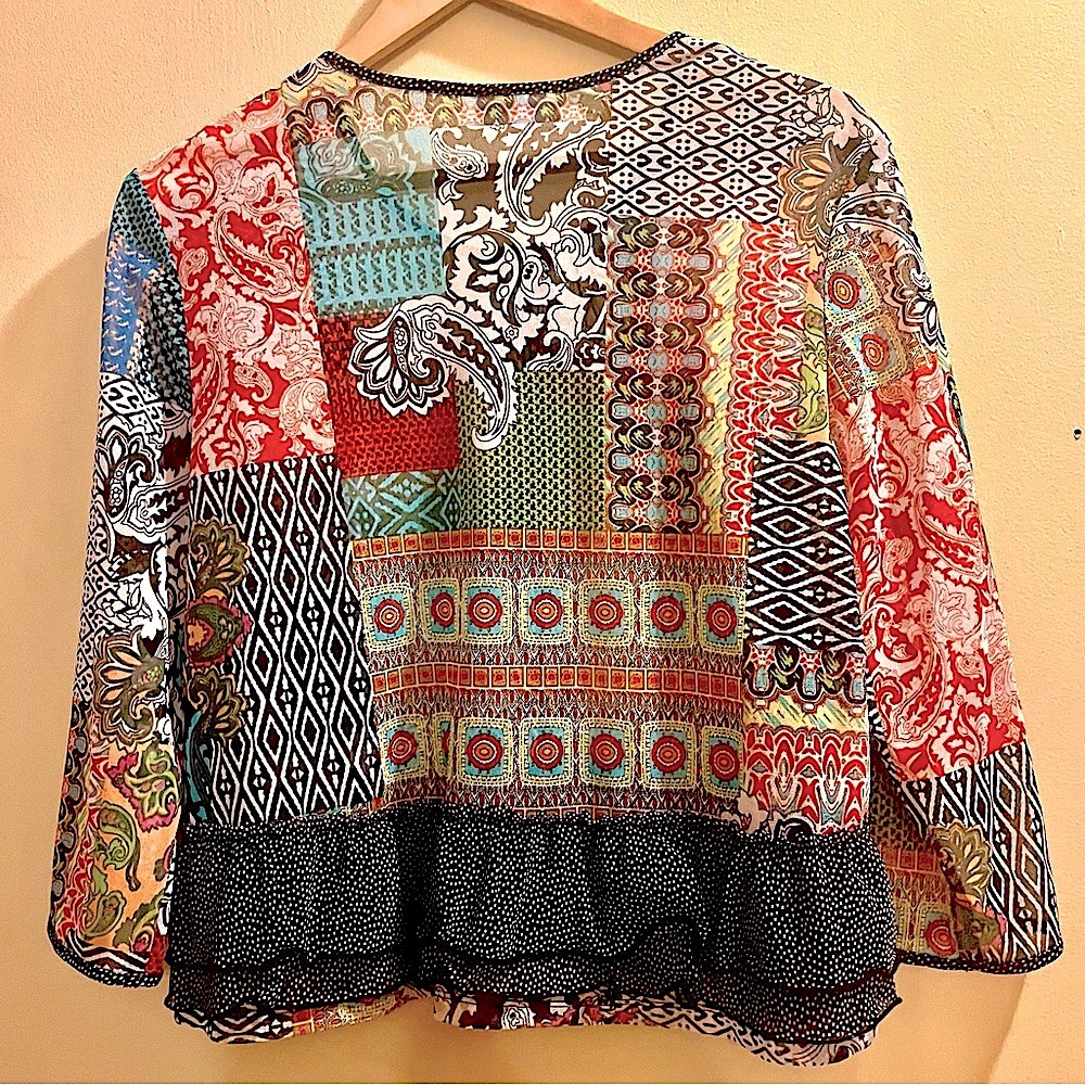 PATCHINGTON Multi Color Printed Mesh Peplum Top - Picture 2 of 7